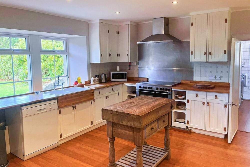 Photo of Kitchen in West Calder