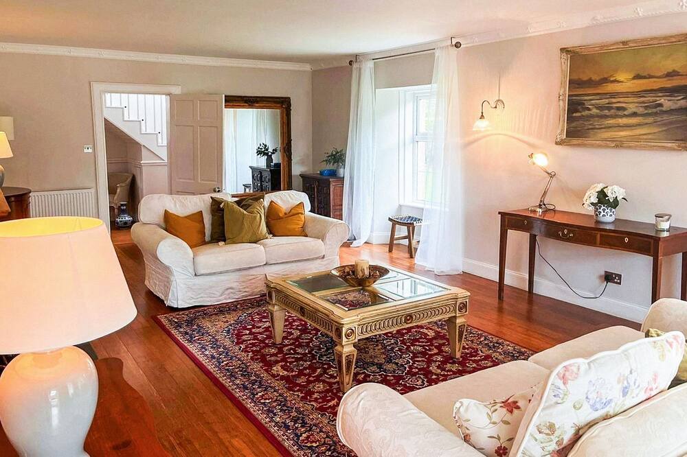 Photo of Livingroom in West Calder