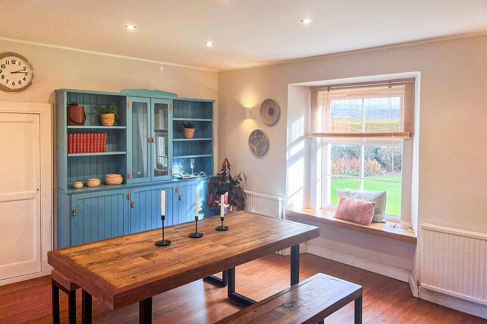 Photo of Others in West Calder