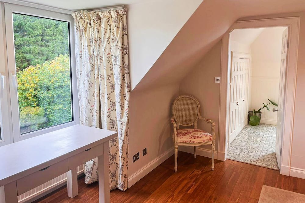 Photo of Others in West Calder