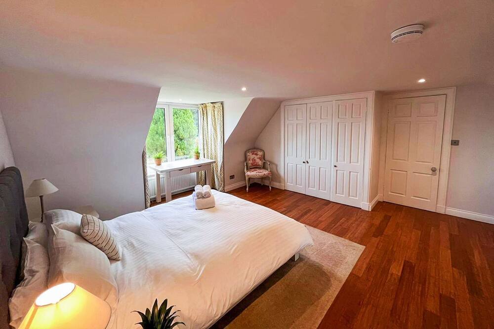 Photo of Bedroom in West Calder