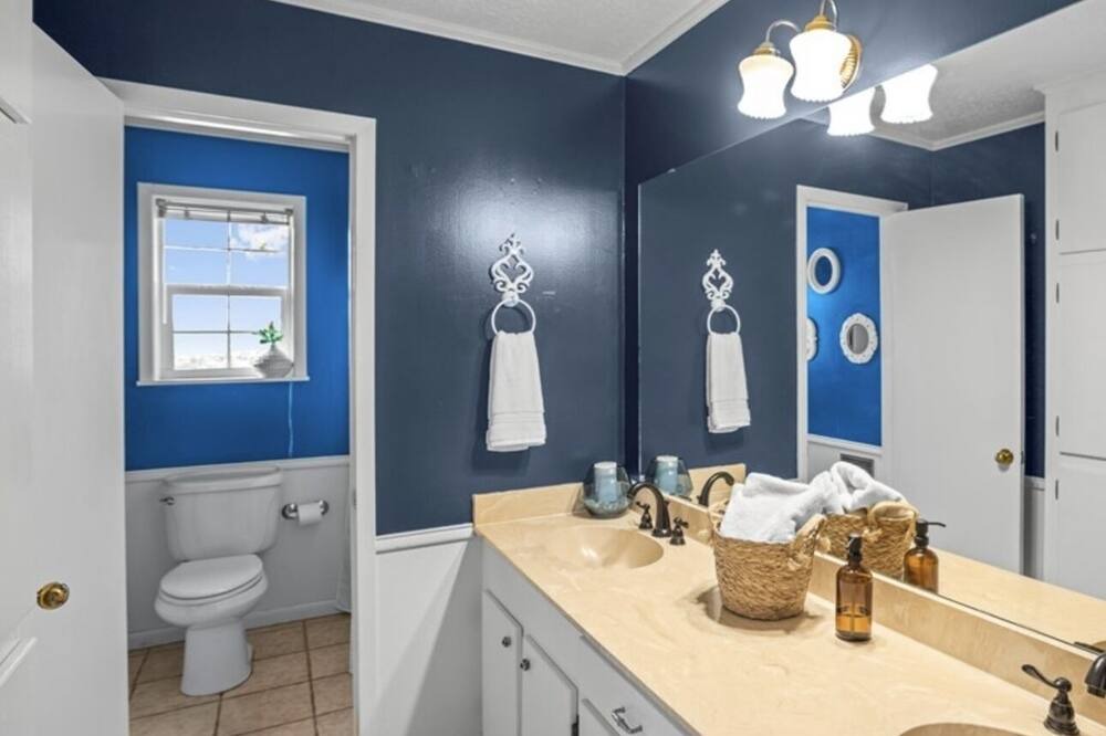 Photo of Bathroom in Woden