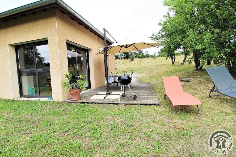 Photo of Outdoor in Quinsonnas