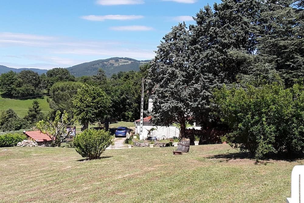 Photo of Outdoor in Quinsonnas