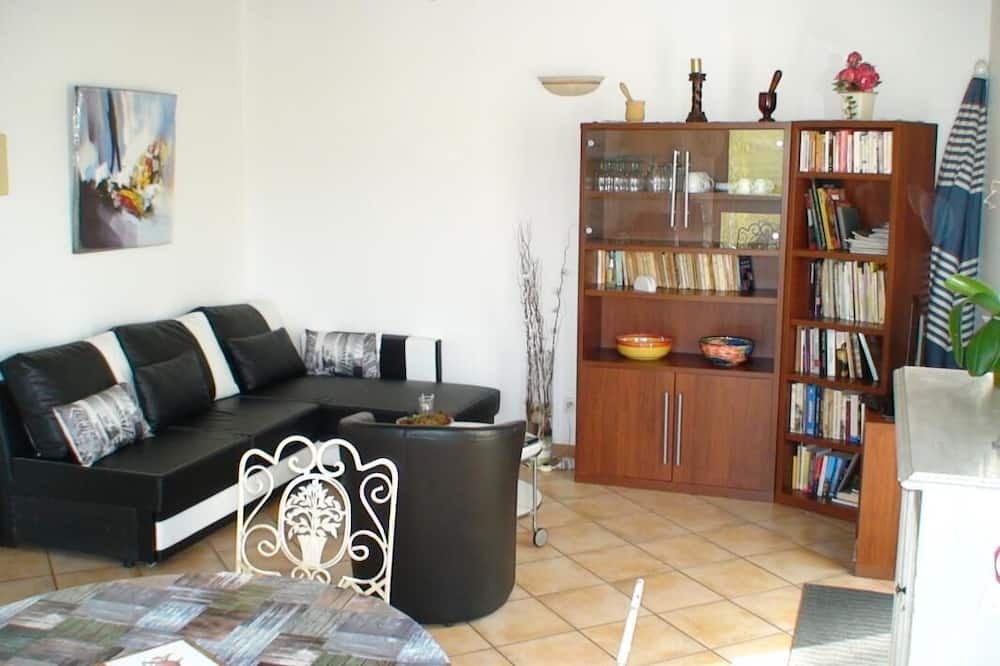 Photo of Livingroom in Quinsonnas