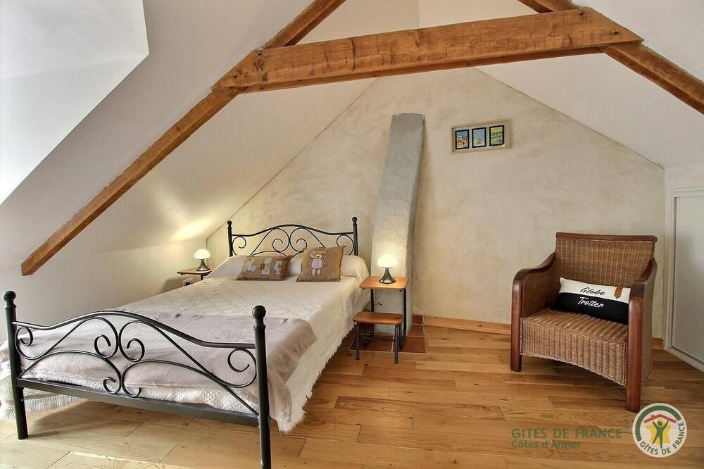 Photo of Bedroom in Plourhan