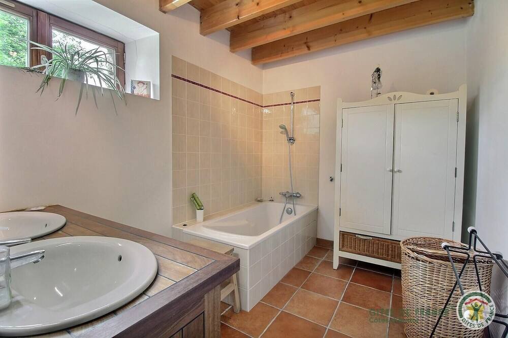 Photo of Bathroom in Plourhan