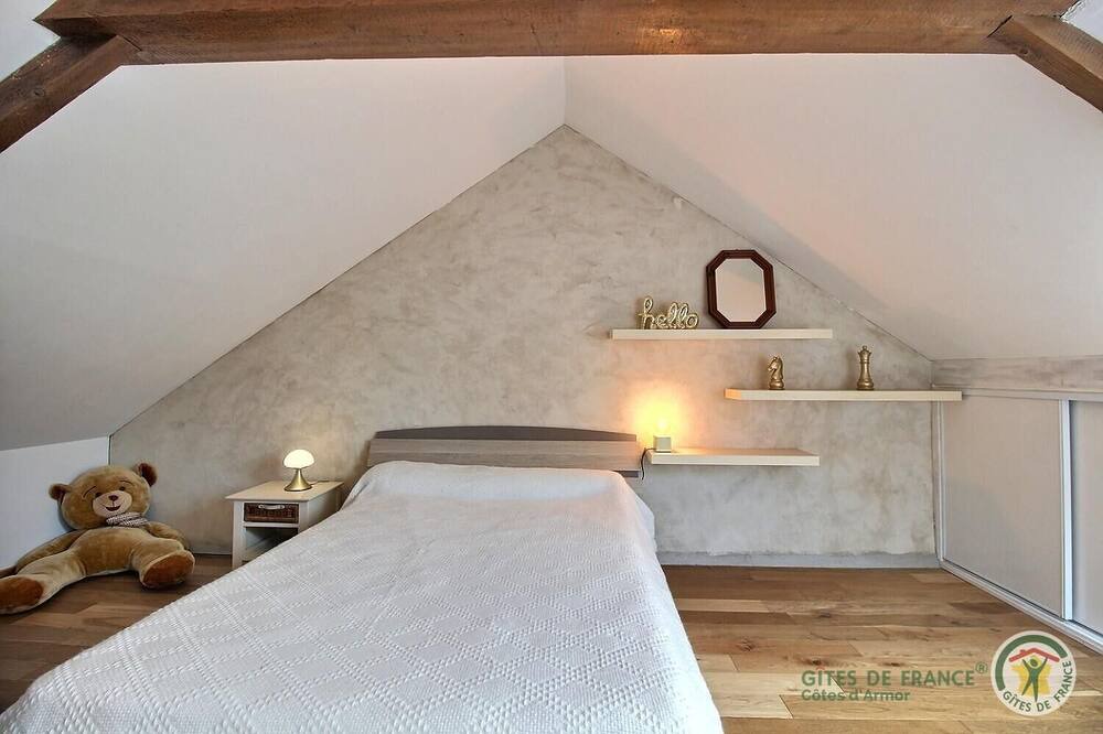 Photo of Bedroom in Plourhan