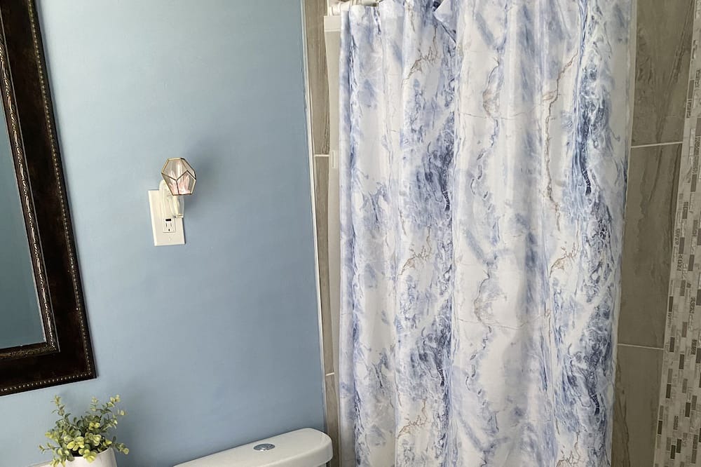 Photo of Bathroom in Willingboro