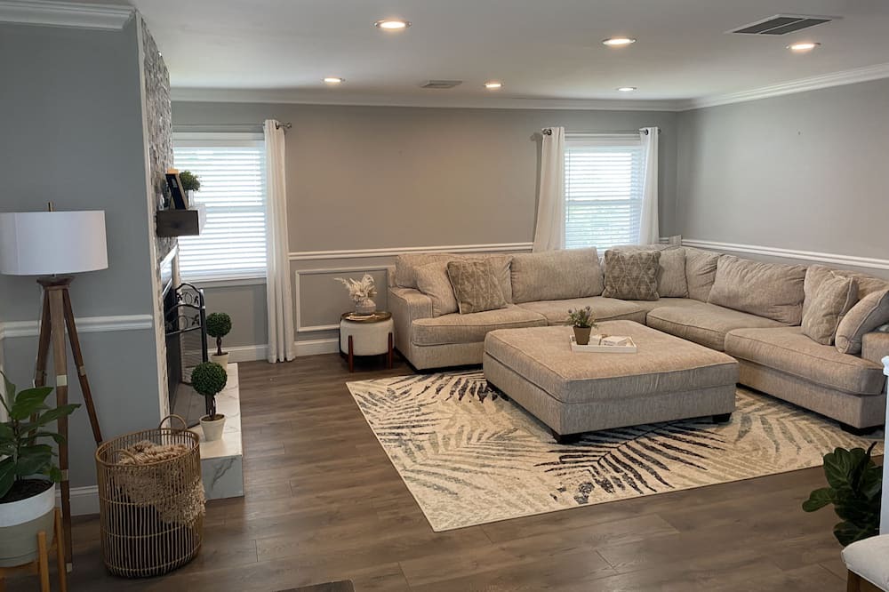 Photo of Livingroom in Willingboro