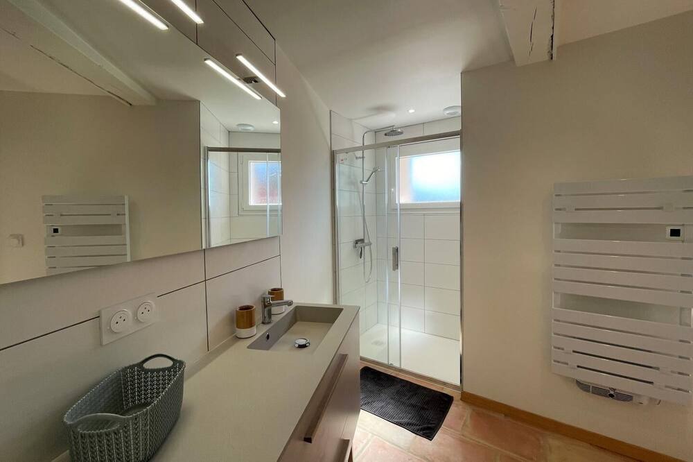 Photo of Bathroom in Orion