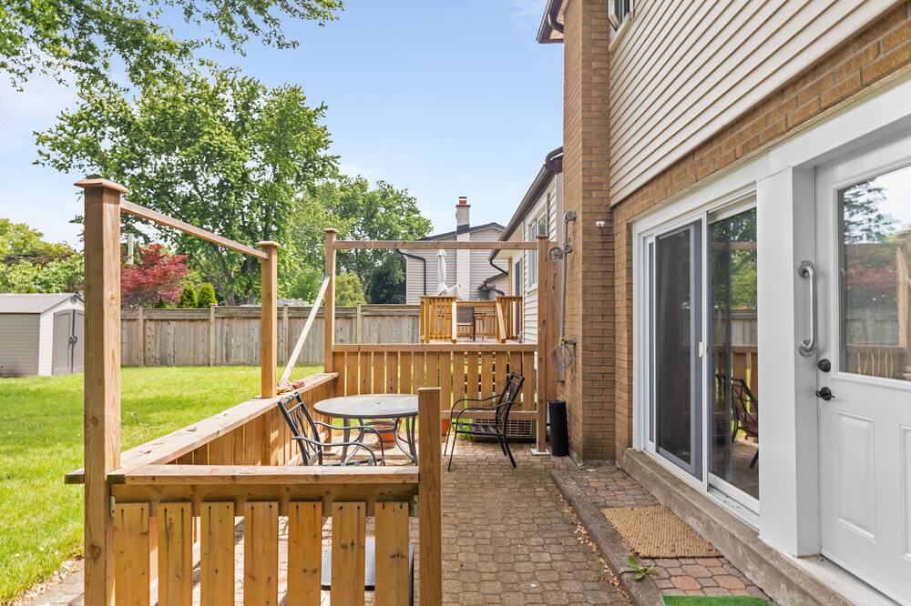 Photo of Outdoor in Clarkson-Lorne Park