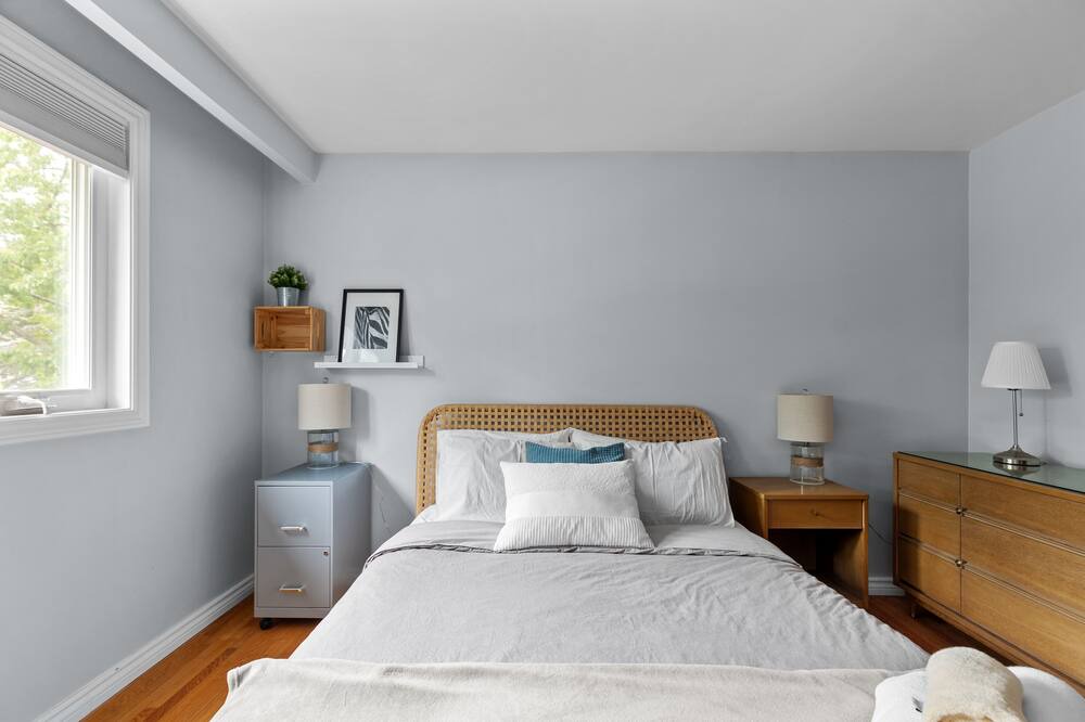 Photo of Bedroom in Clarkson-Lorne Park