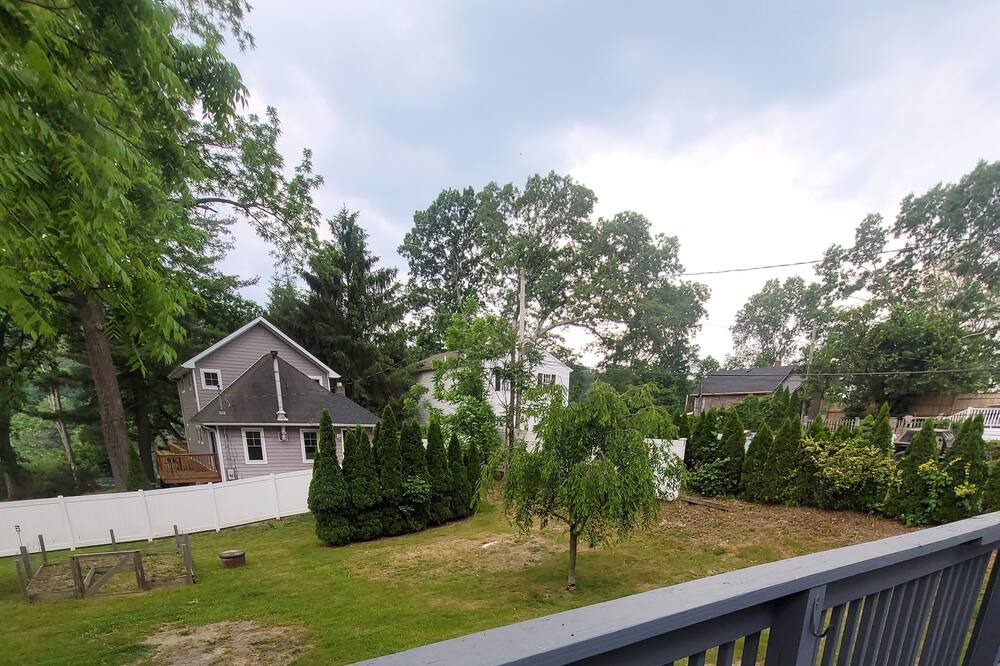 Photo of Outdoor in Montville