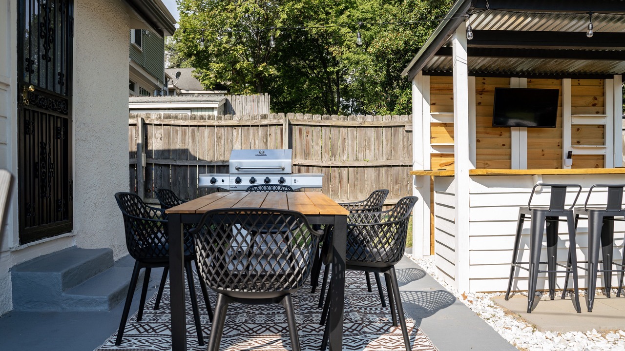 Photo of Outdoor in Central Gardens