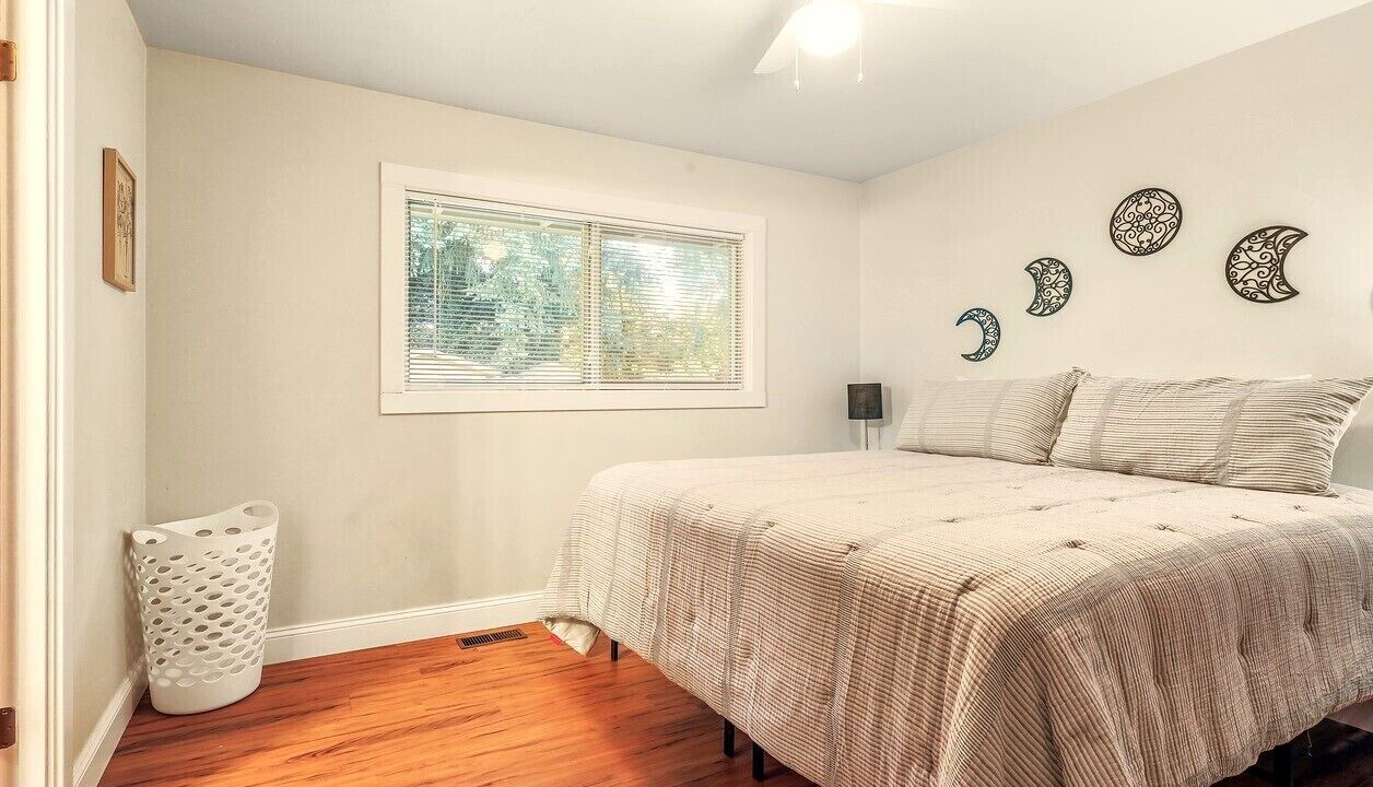 Photo of Others in Bull Mountain