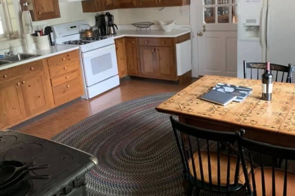 Photo of Kitchen in Freedom