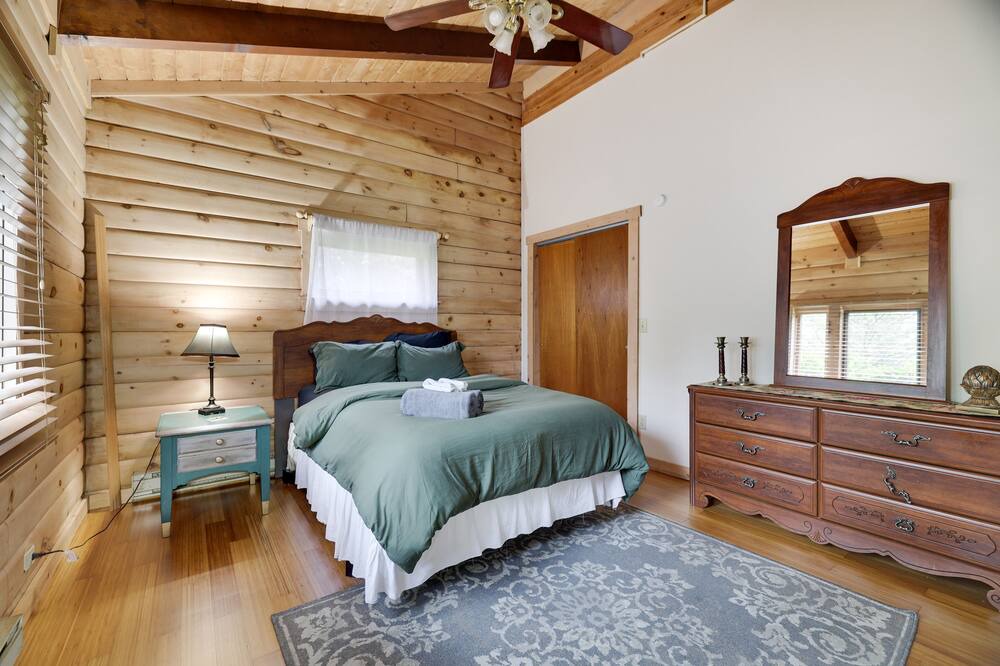 Photo of Bedroom in Mount Pocono