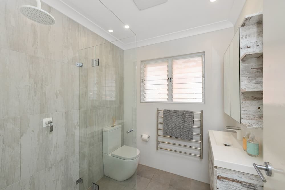 Photo of Bathroom in Narrabeen