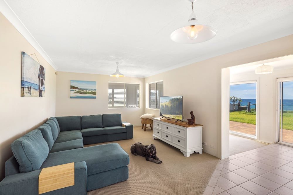 Photo of Livingroom in Narrabeen