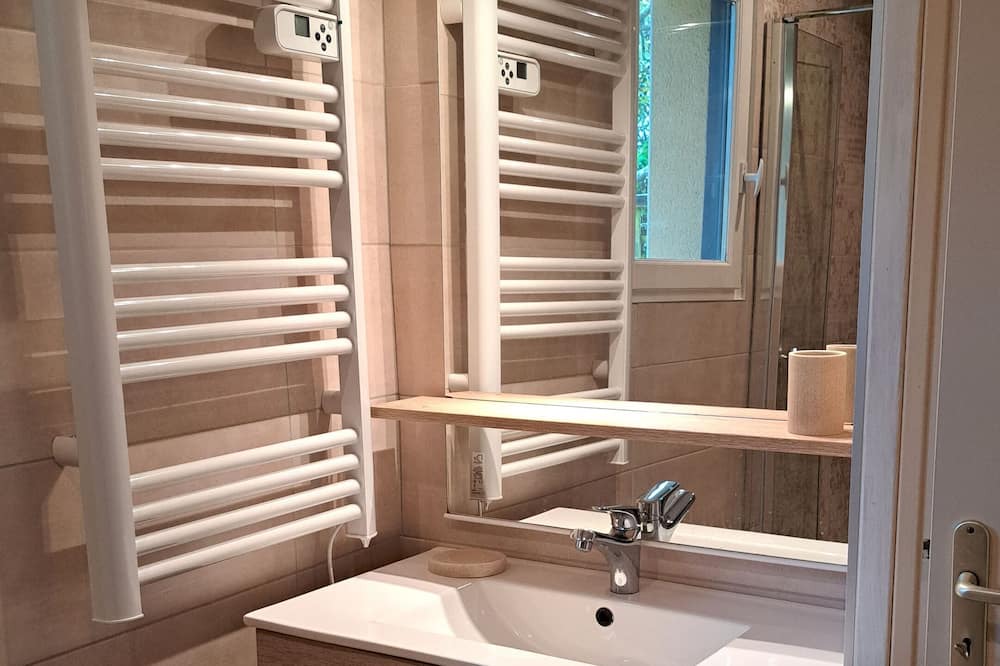 Photo of Bathroom in Bregnier-Cordon