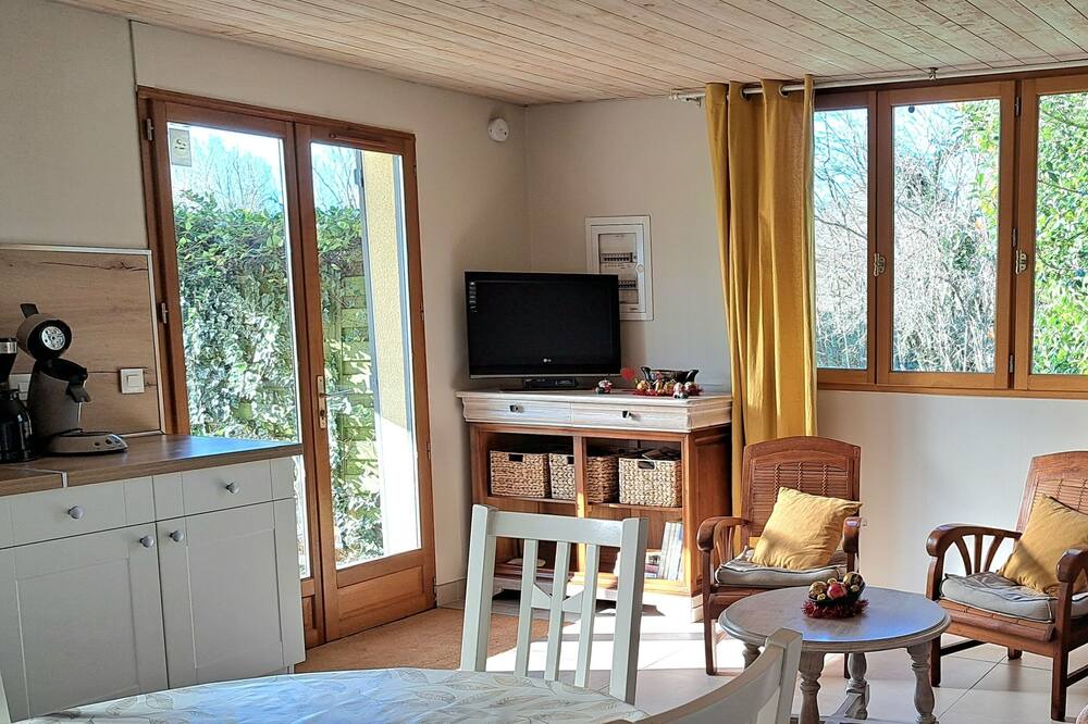 Photo of Livingroom in Bregnier-Cordon