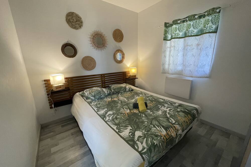 Photo of Bedroom in Castelnaudary