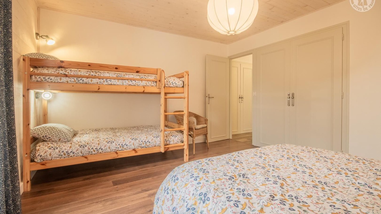 Photo of Others in Mercury