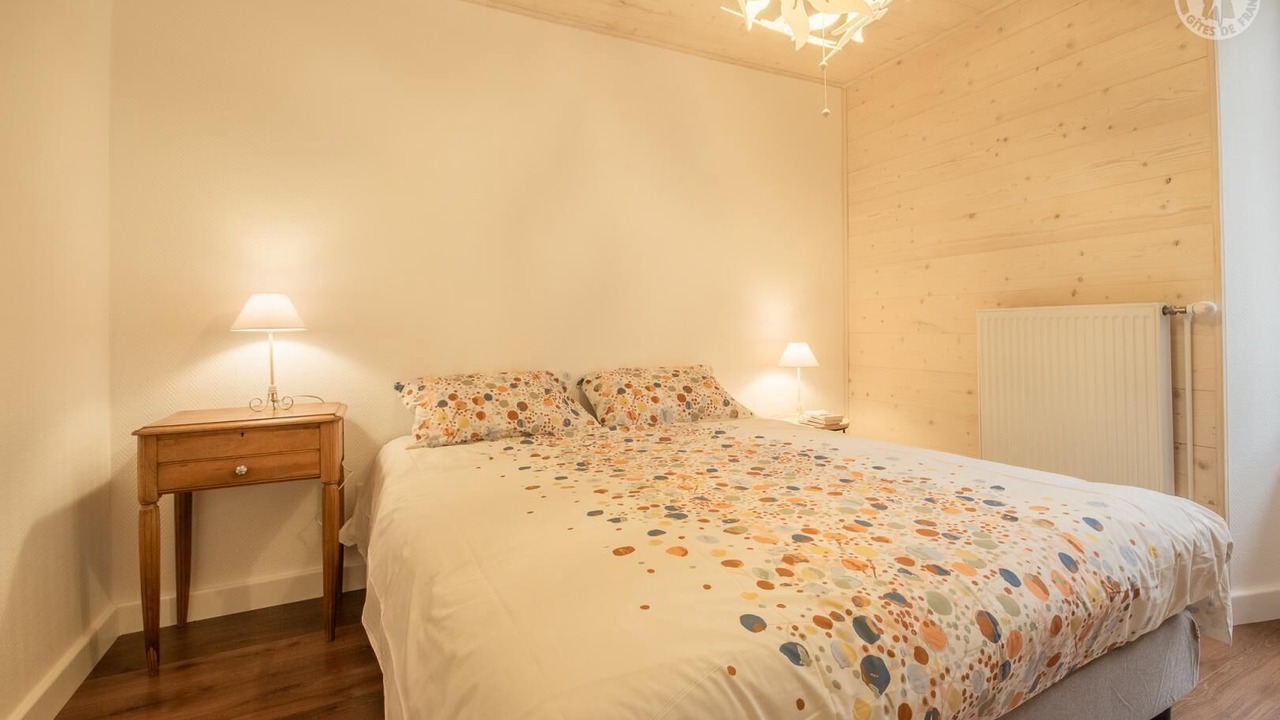 Photo of Others in Mercury