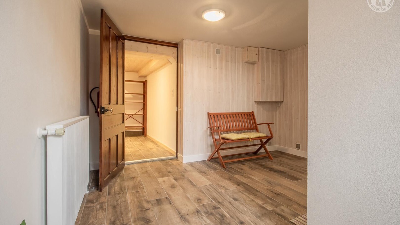 Photo of Others in Mercury