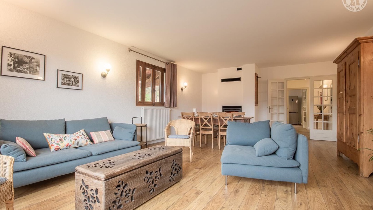 Photo of Livingroom in Mercury