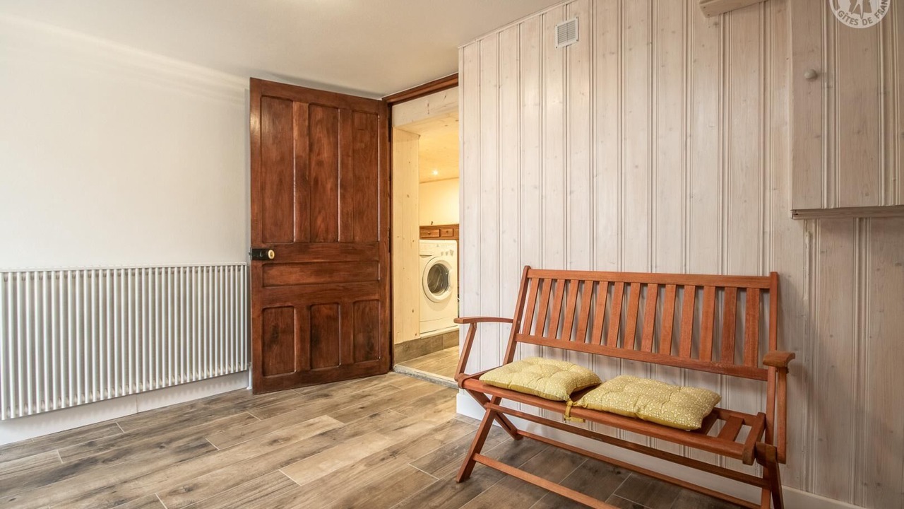 Photo of Others in Mercury