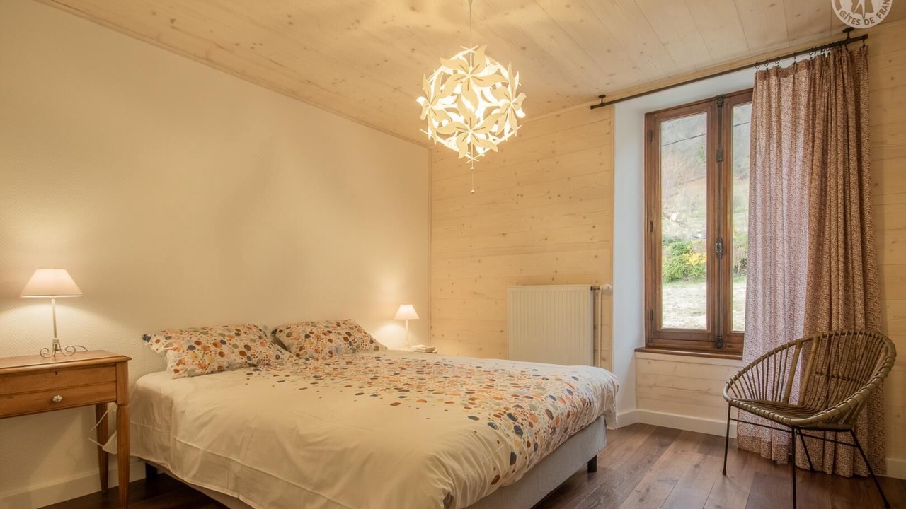 Photo of Others in Mercury