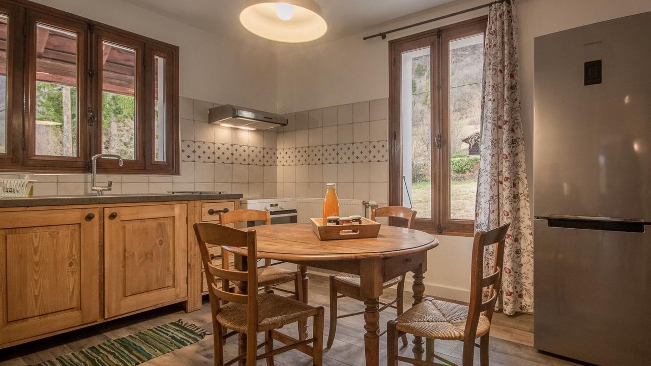 Photo of Others in Mercury