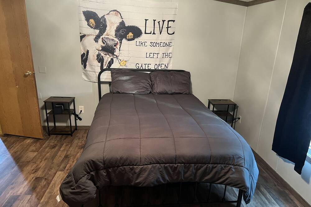 Photo of Bedroom in Waynesville