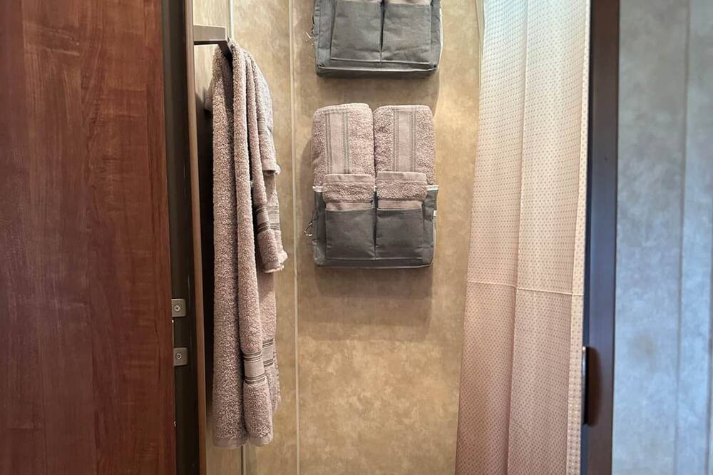 Photo of Others in Hawley