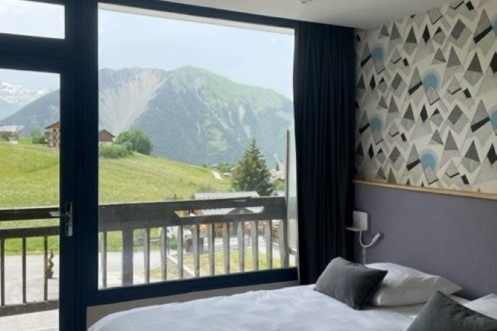 Photo of Bedroom in Albiez-le-Vieux