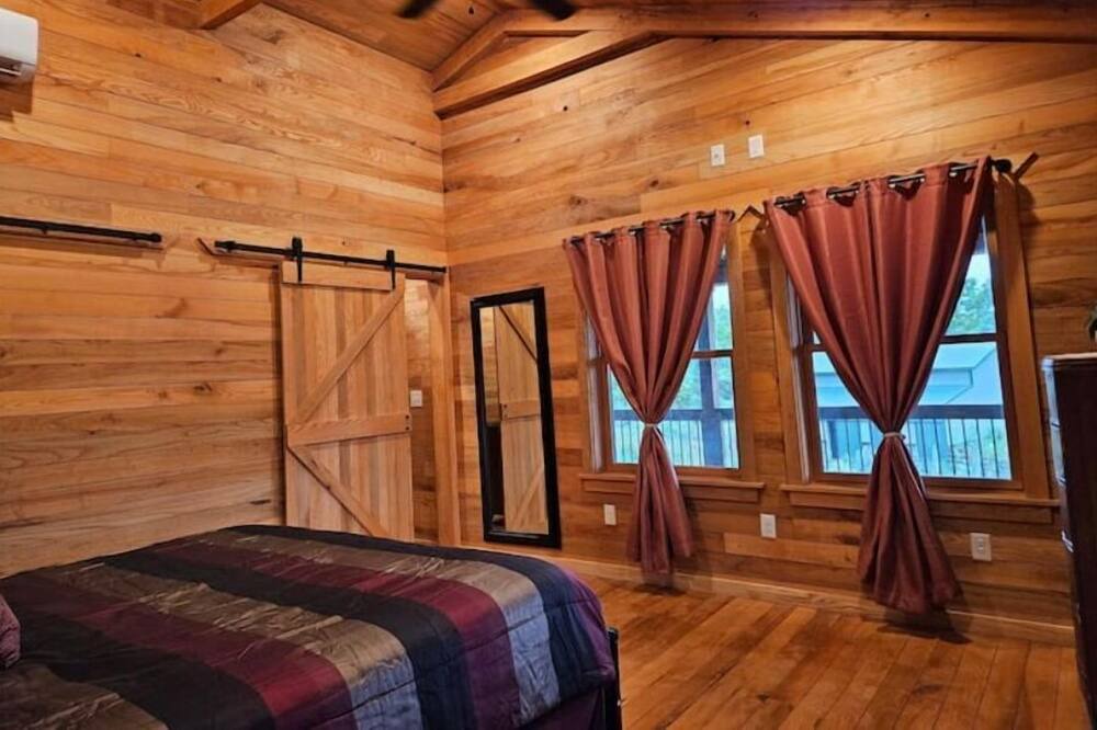Photo of Bedroom in Madison