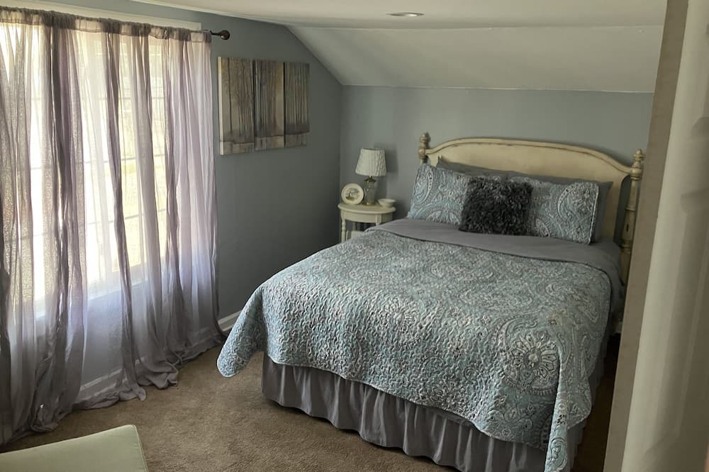 Photo of Bedroom in Mount Pleasant