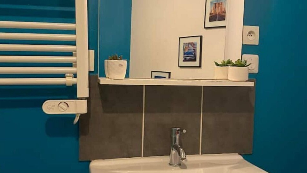 Photo of Bathroom in Saint-Saulve