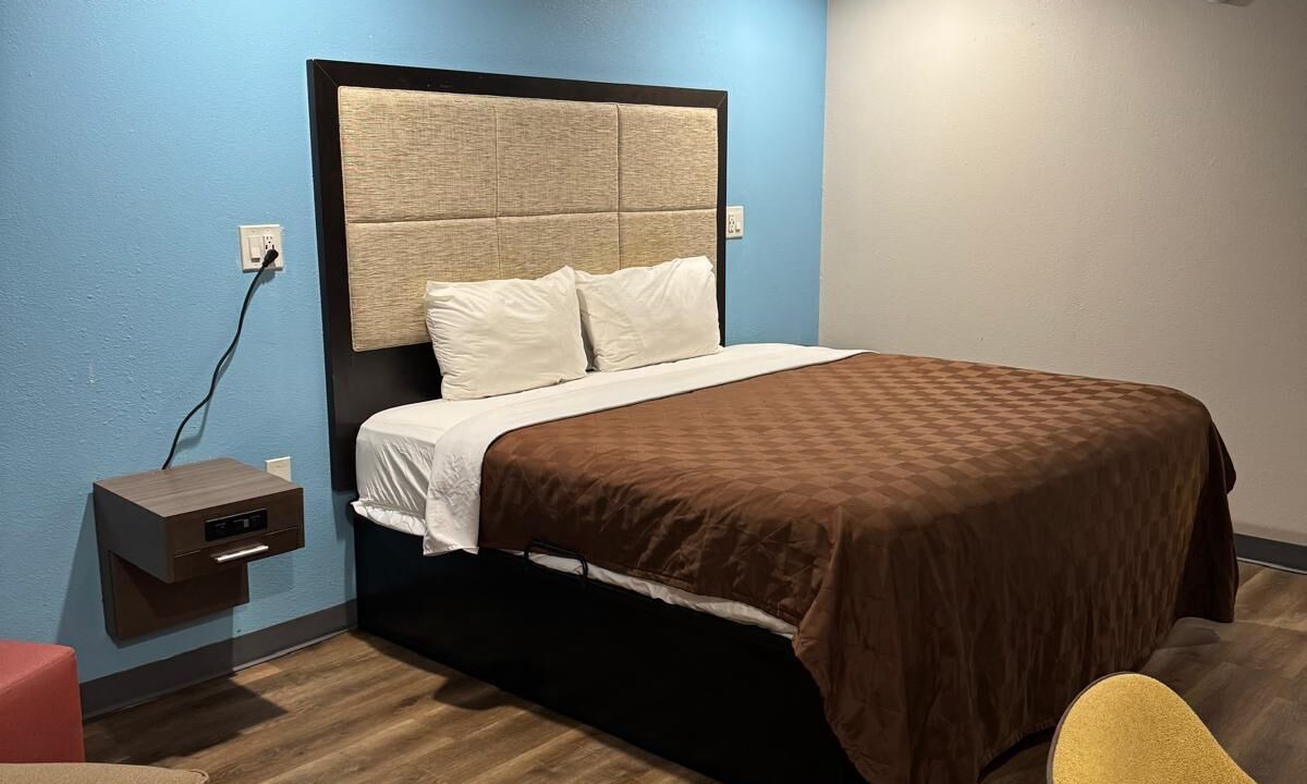 Photo of Bedroom in Baker