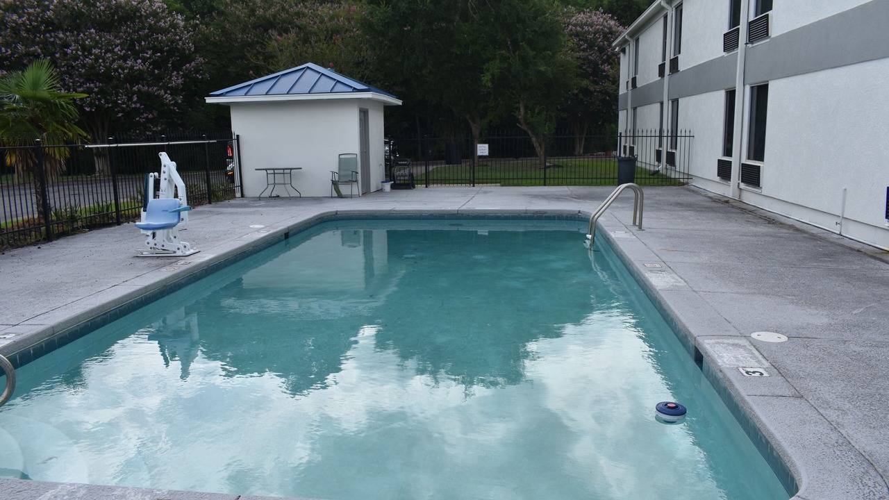 Photo of Outdoor in Baker
