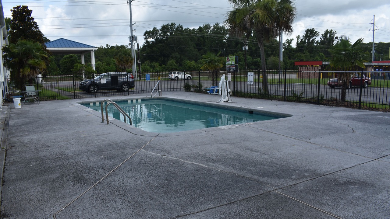 Photo of Outdoor in Baker