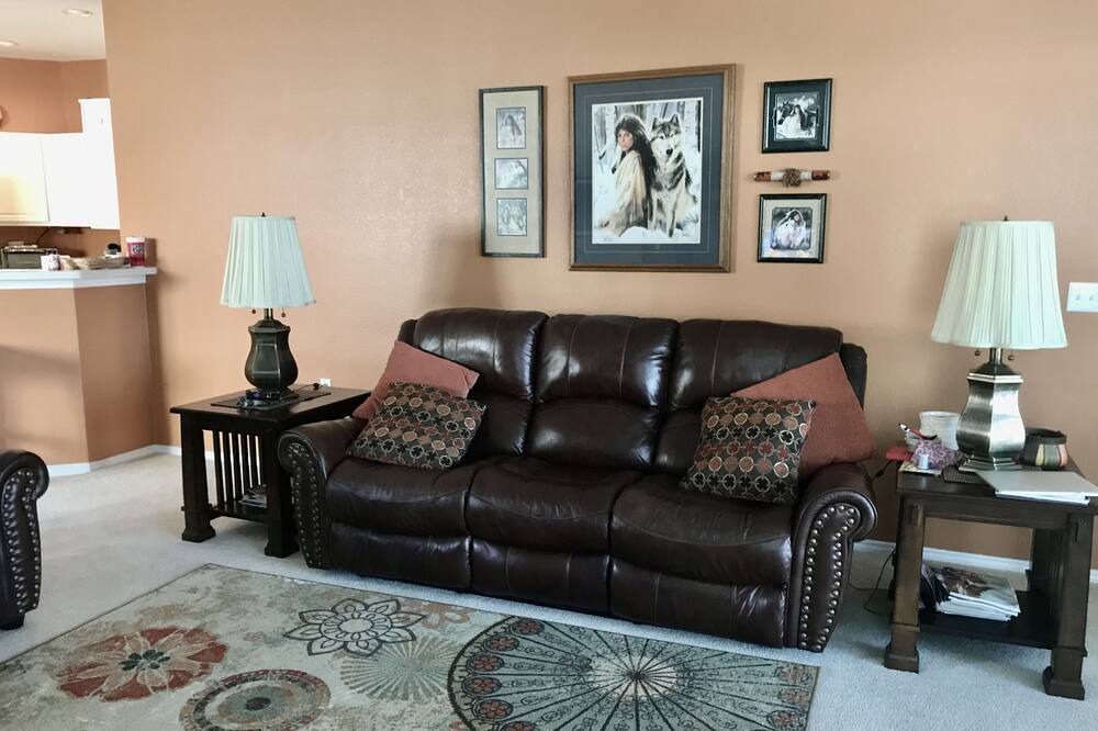 Photo of Livingroom in Georgetown
