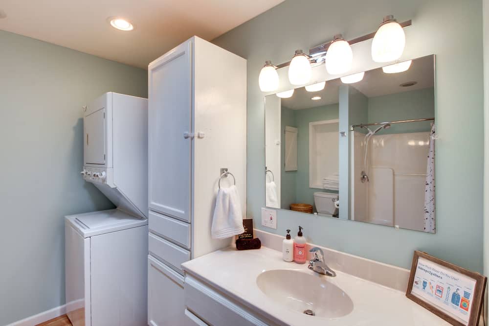 Photo of Bathroom in La Cygne