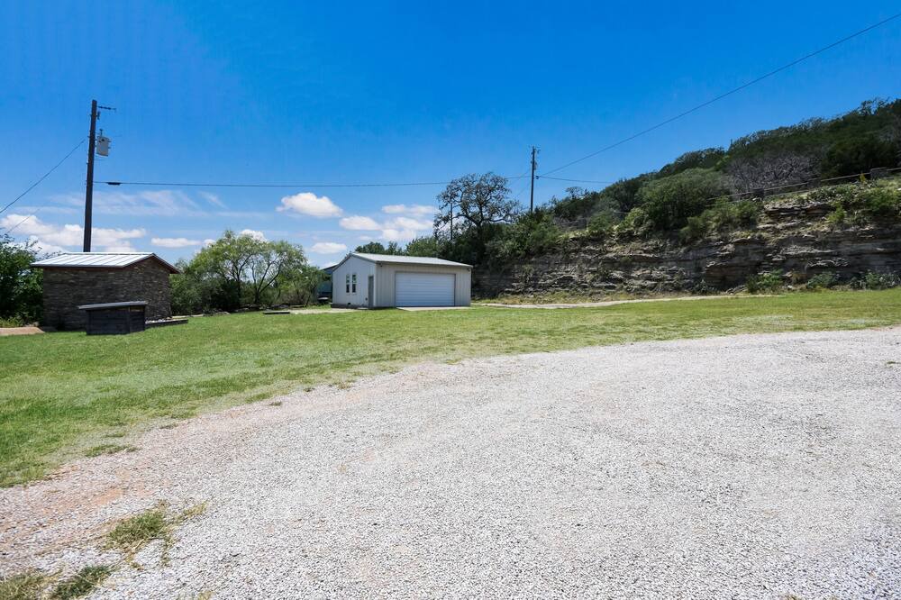 Photo of Outdoor in Burnet