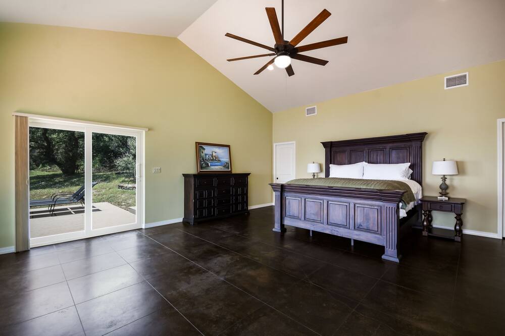 Photo of Bedroom in Burnet