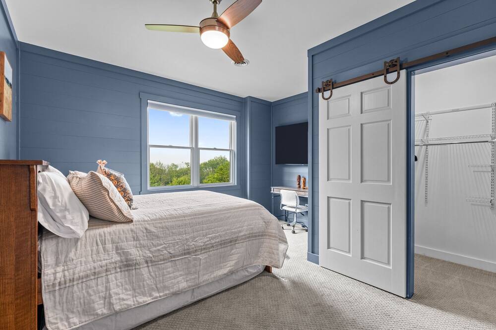 Photo of Bedroom in Ellicottville