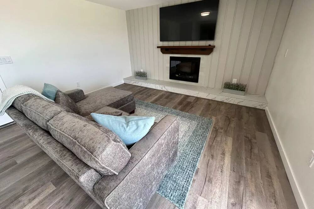 Photo of Livingroom in Canyon County