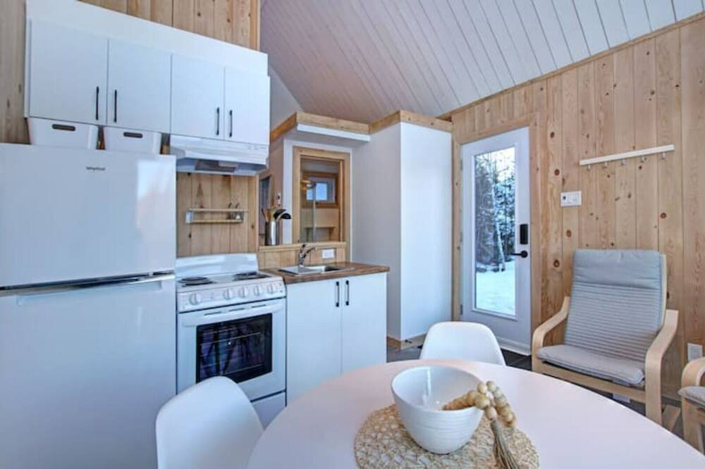 Photo of Kitchen in Sainte-Marguerite-du-Lac-Masson